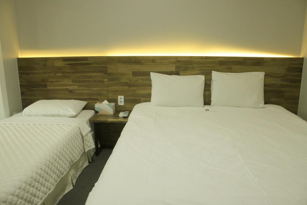 Hotel Ocean View Ulszan Kültér fotó