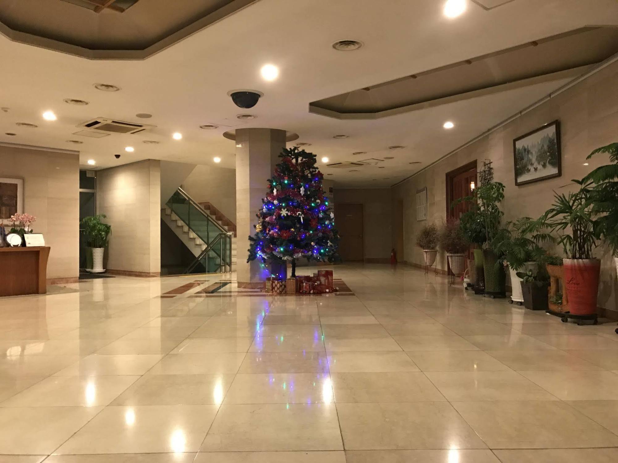 Hotel Ocean View Ulszan Kültér fotó