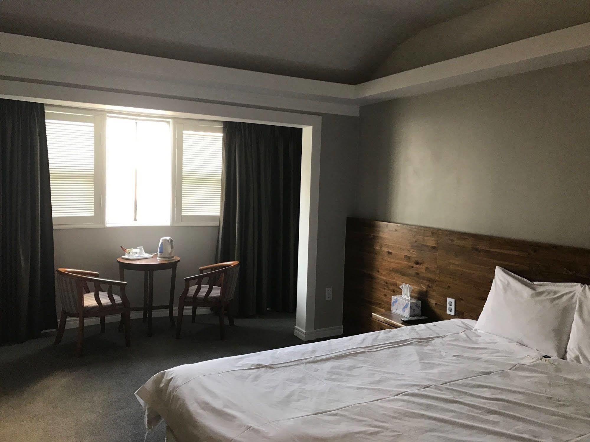 Hotel Ocean View Ulszan Kültér fotó